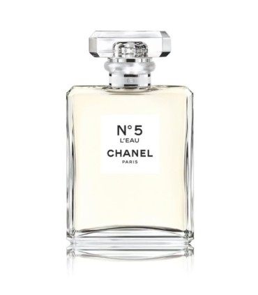 Chanel No 5 L Eau Eau de Toilette 200ml. DISCONTINUED VERSION 2017